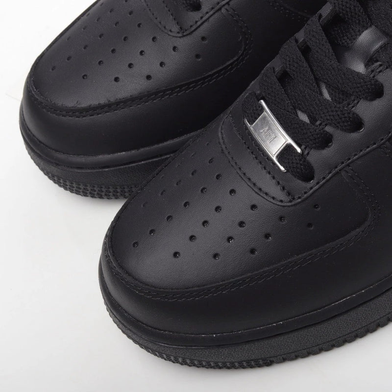 Nike Air Force 1 Black